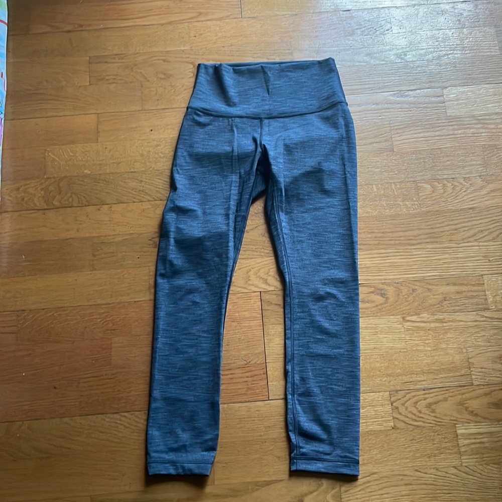Lululemon wunder under